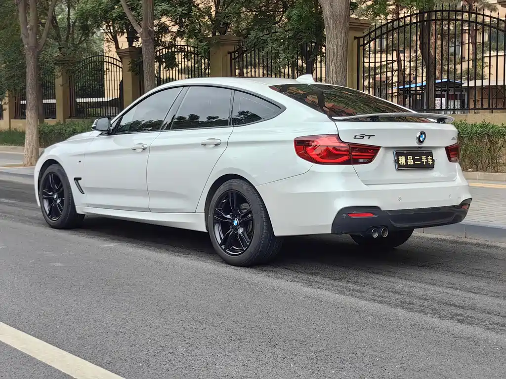BMW 3 Series GT 2020 320i M Sport Night Edition
