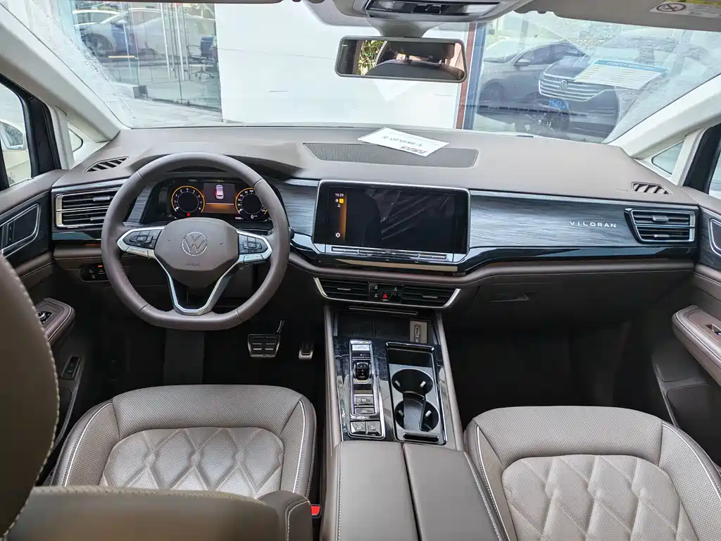 Viloran 2024 380TSI Prestige Edition