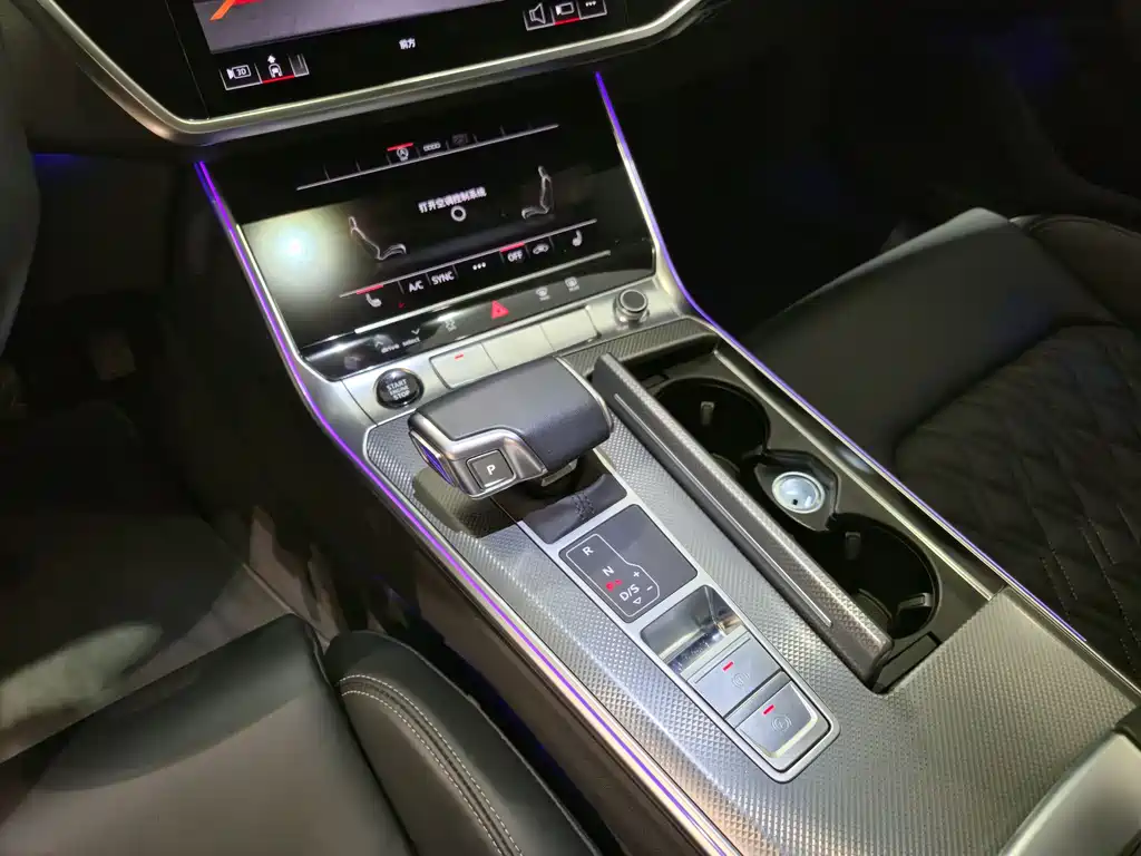 Audi A6L 2025 45 TFSI Premium Dynamic