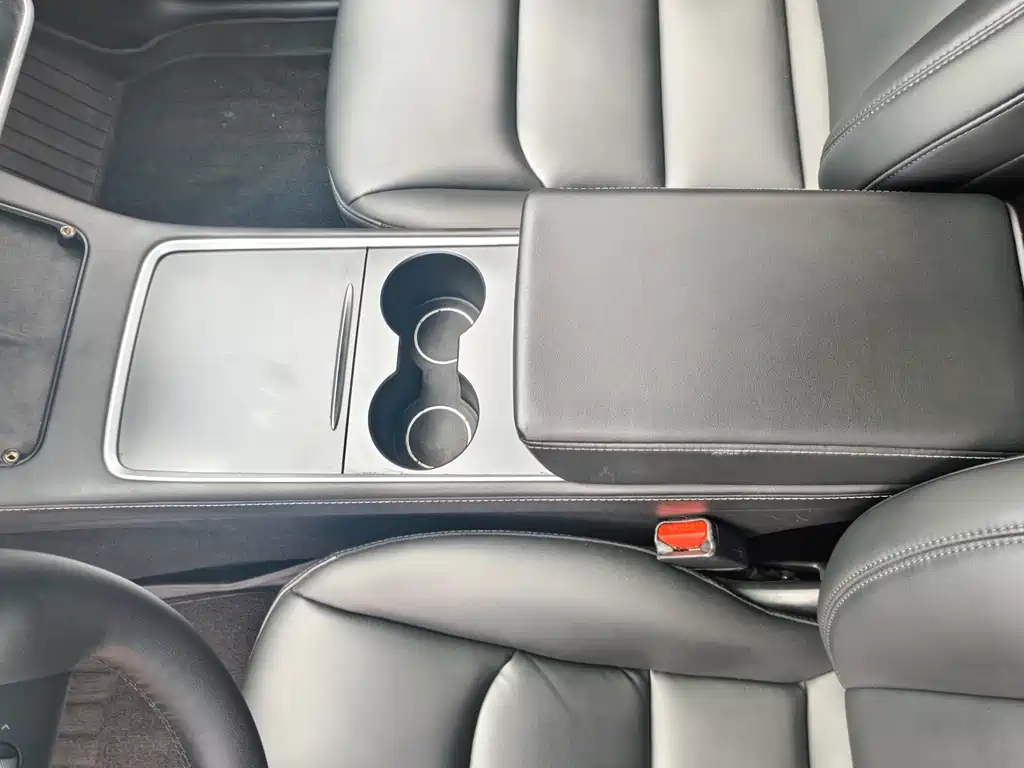 Tesla Model Y 2021 Long Range AWD