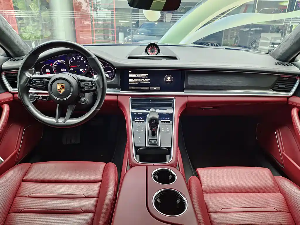 Porsche Panamera 2023 2.9T Platinum Edition