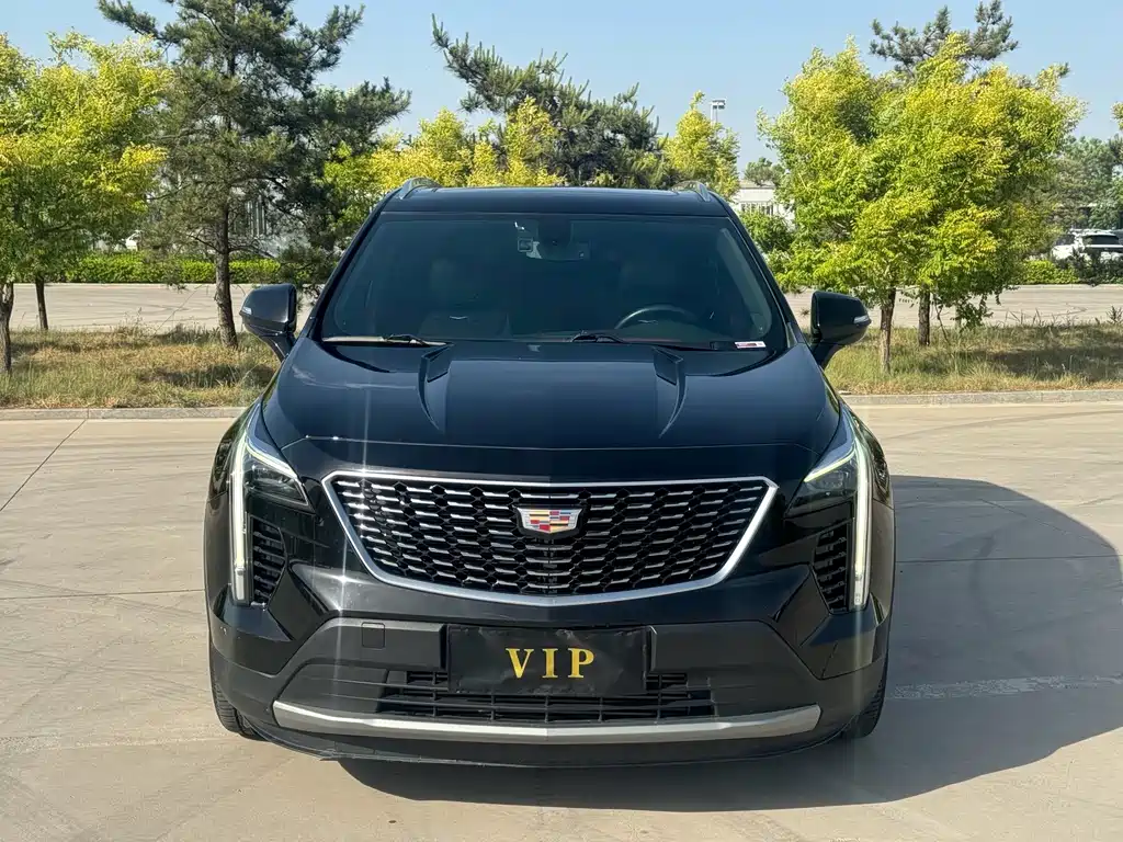 Cadillac XT4 2021 28T FWD Leading Edition