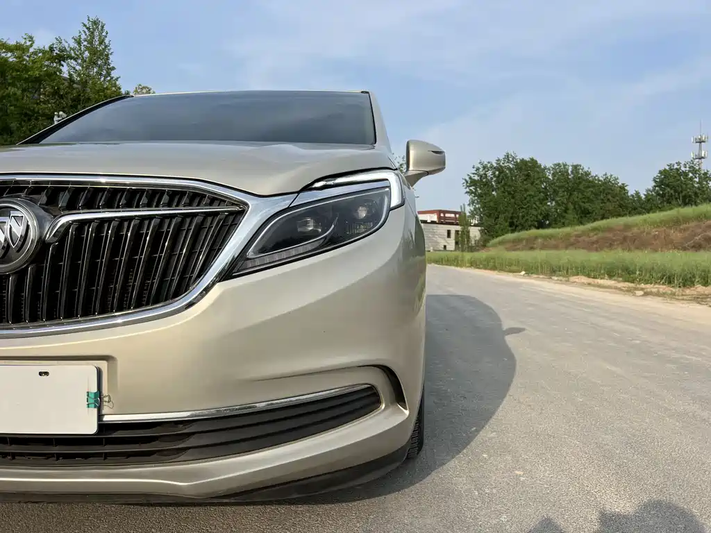 Buick GL8 2018 ES 28T Luxury Edition China VI