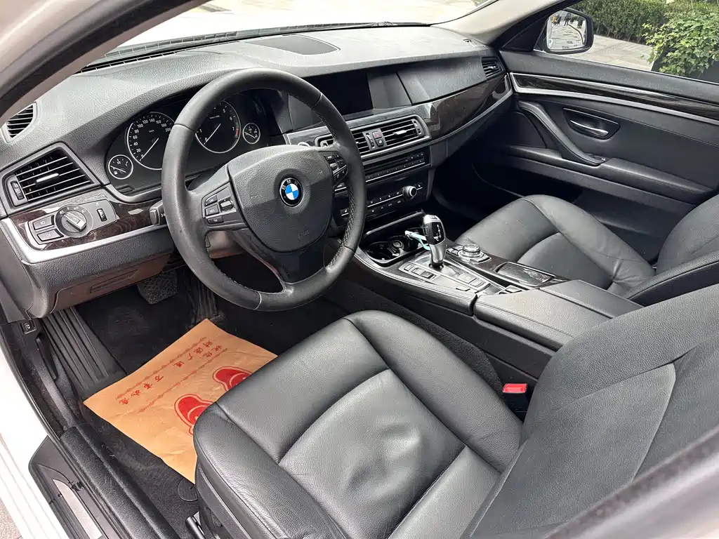 BMW 5 Series 2013 525Li Leading Edition