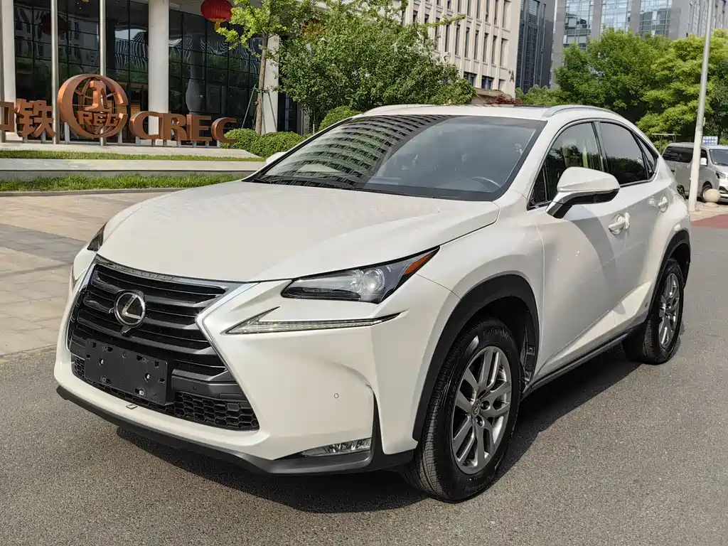 Lexus NX 2015 200t AWD F Sport