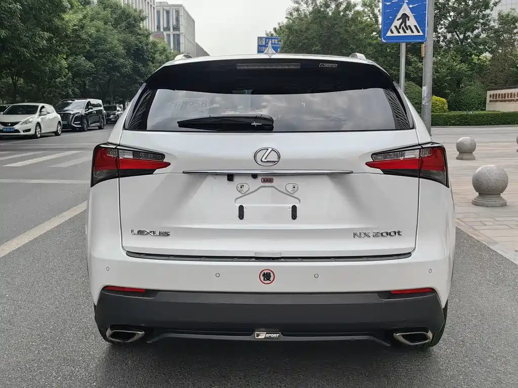 Lexus NX 2015 200t AWD F Sport