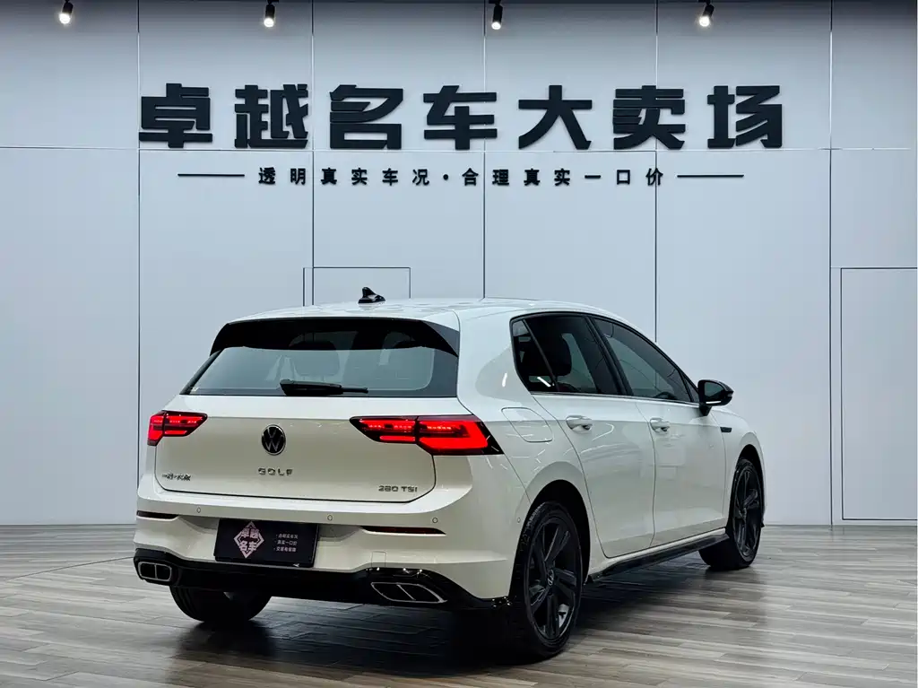 Golf 2023 Facelift 280TSI DSG R-Line Lite