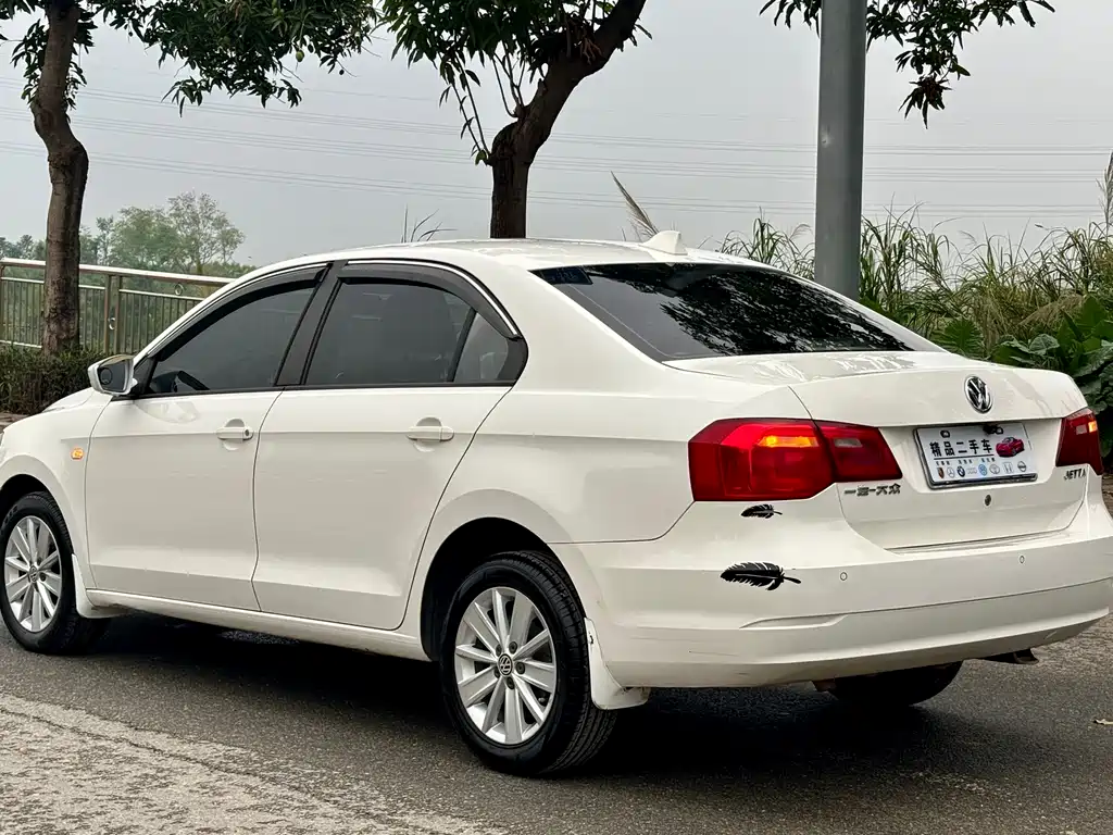 Jetta 2015 Value Edition 1.6L Automatic Comfort