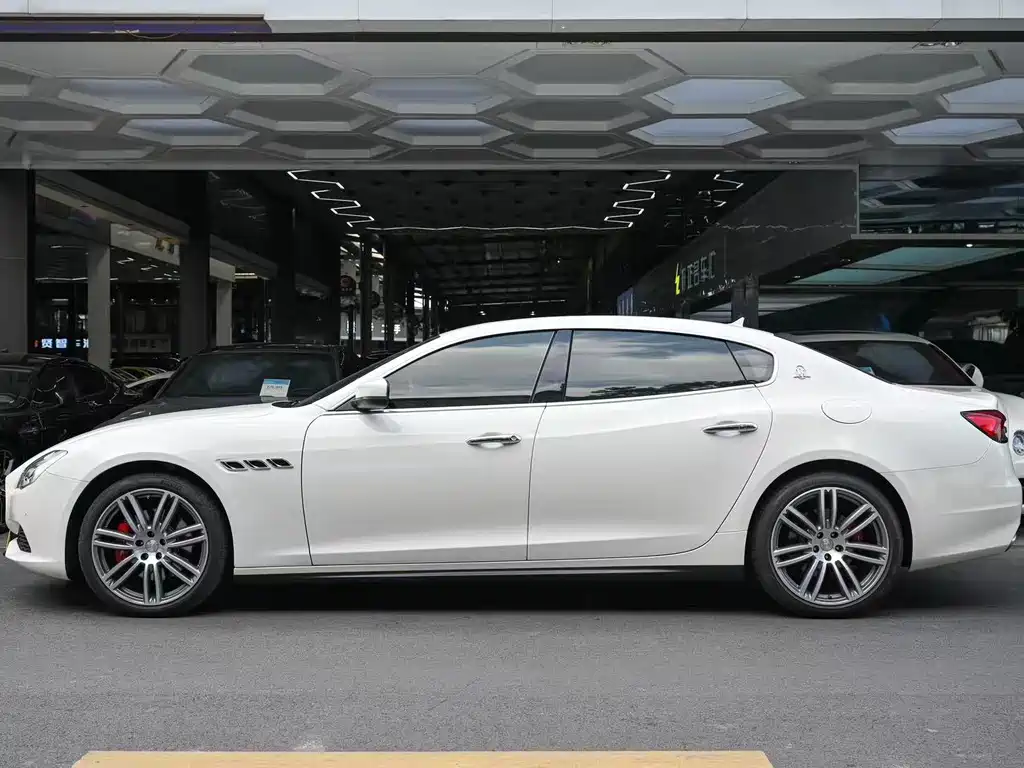 Maserati Quattroporte 2017 3.0T Standard