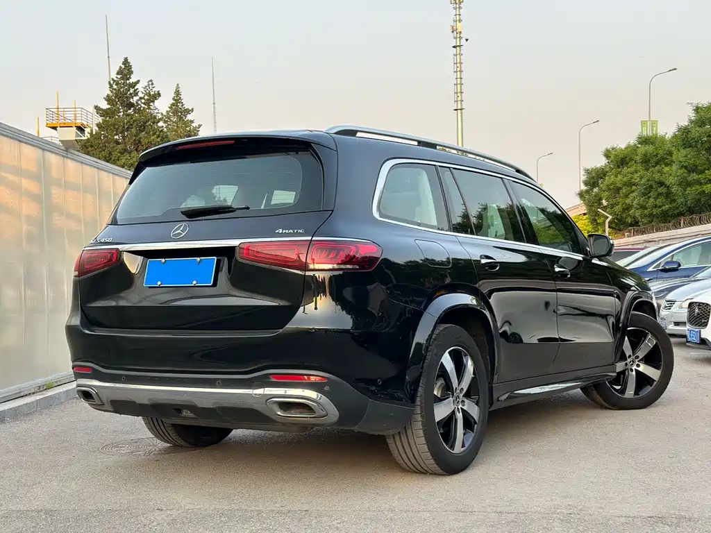 Mercedes-Benz GLS 450 4MATIC