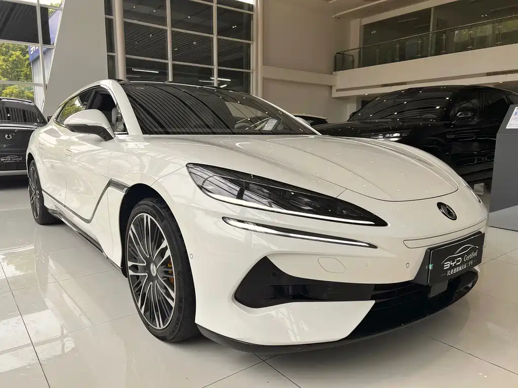 Denza Z9GT 2024 1100 AWD Ultra Edition