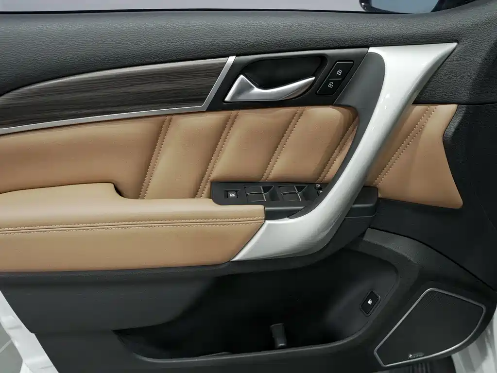 Haval H9 2017 2.0T Gasoline 4WD Premium 5-Seater