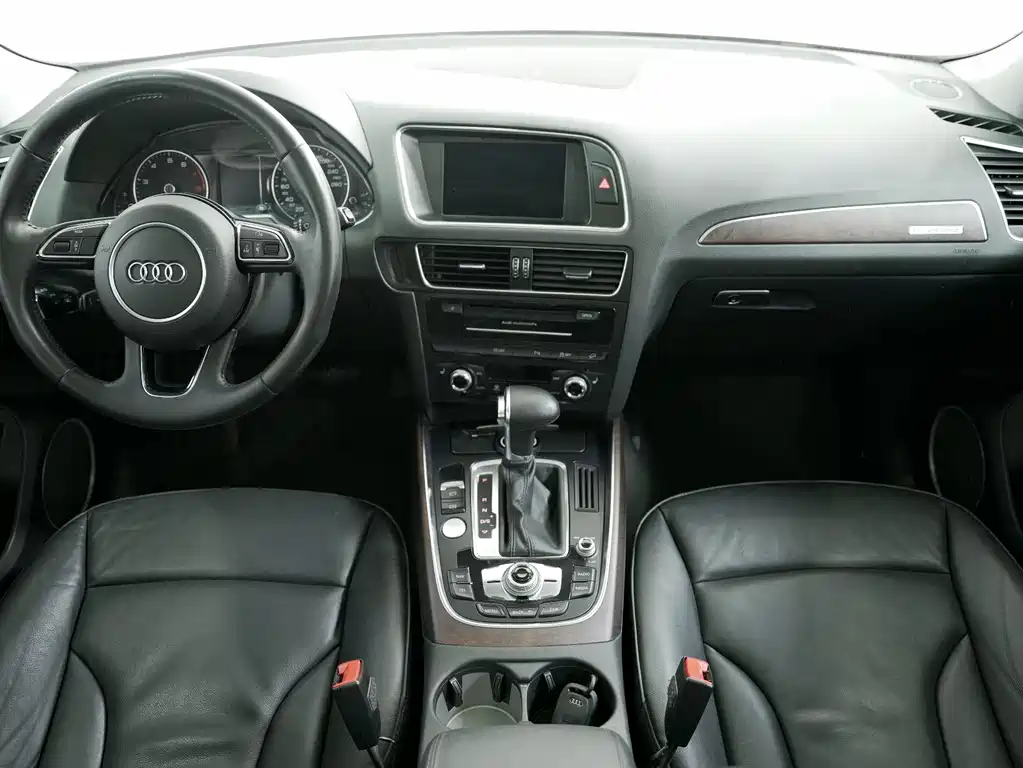Audi Q5 2015 40 TFSI Comfort