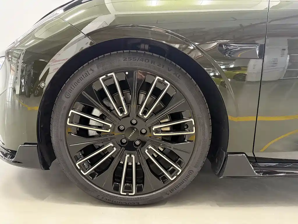 Lynk & Co 10 2025 240 AWD Ultra Sport Edition H7