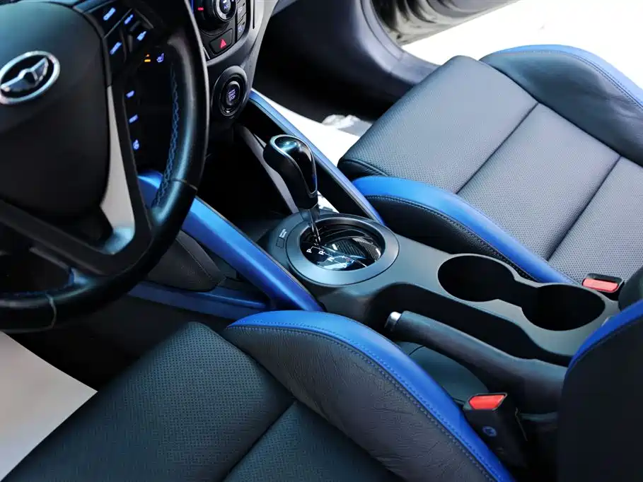 Hyundai Veloster 2015 1.6T Automatic Luxury Edition