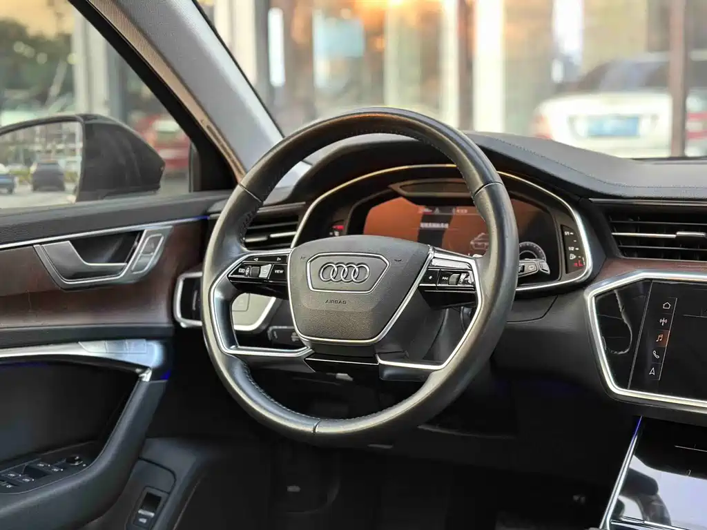 Audi A6 Import 2020 allroad quattro Explorer 55 TFSI Premium Off-road Edition