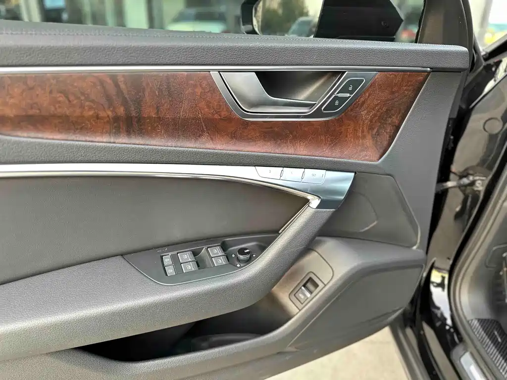 Audi A6 Import 2020 allroad quattro Explorer 55 TFSI Premium Off-road Edition
