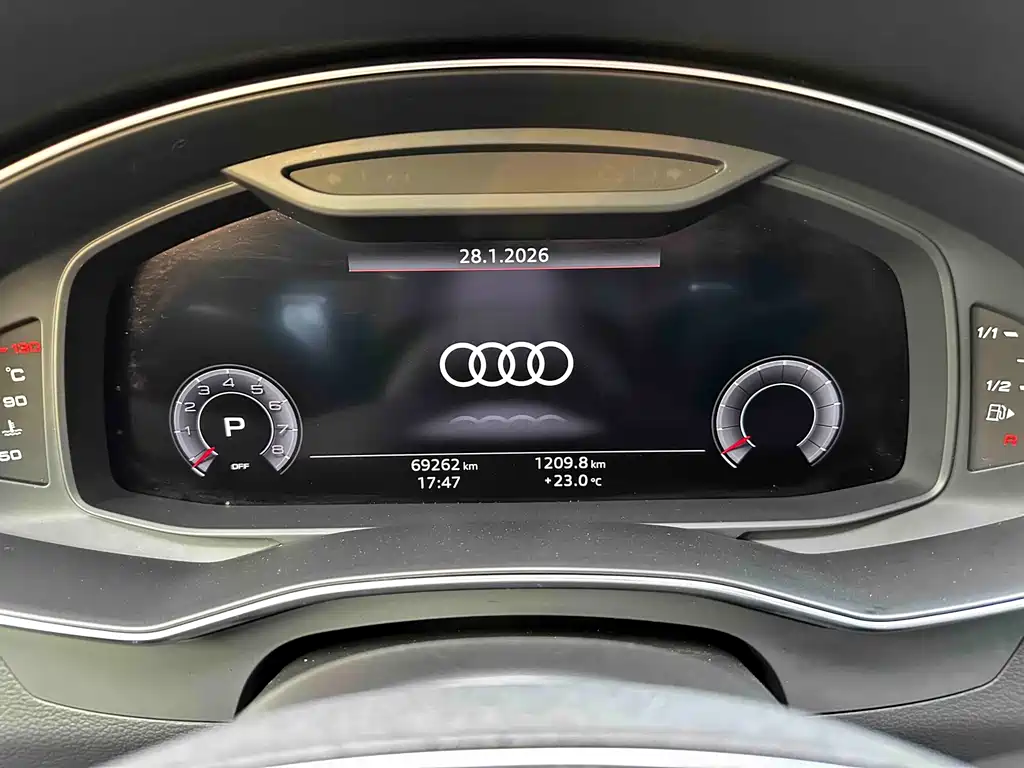 Audi A6 Import 2020 allroad quattro Explorer 55 TFSI Premium Off-road Edition