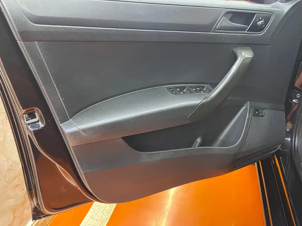 Santana 2016 1.6L Manual Fengshang Edition