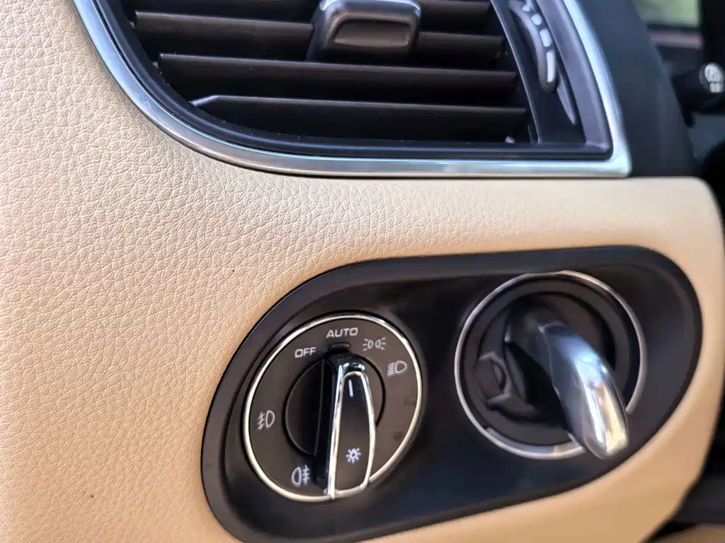 Porsche Macan 2017 Macan 2.0T