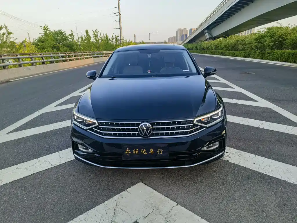 Volkswagen Magotan 2023 2 Million Units Commemorative Edition 330TSI DSG Leading Edition