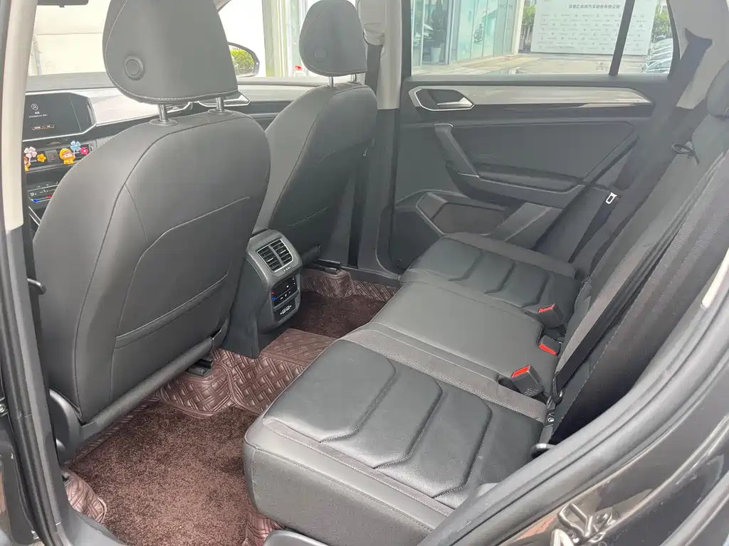 Volkswagen Tayron 2022 330TSI 2WD Luxury Smart Connect Edition