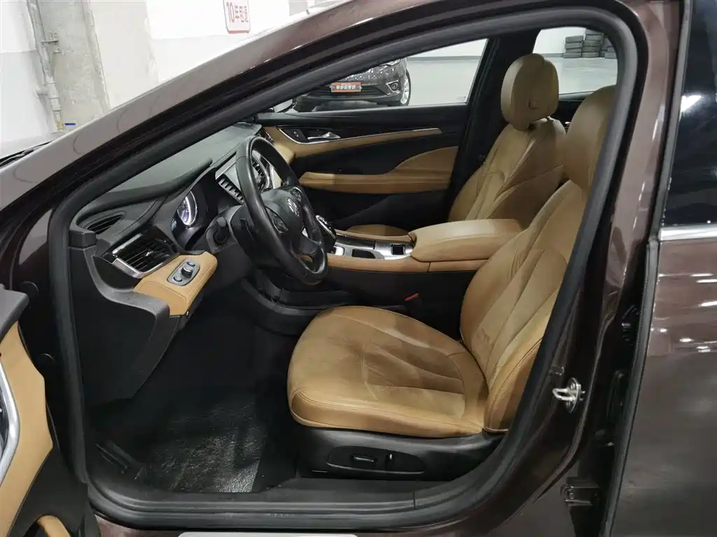 Buick LaCrosse 2018 28T Elite