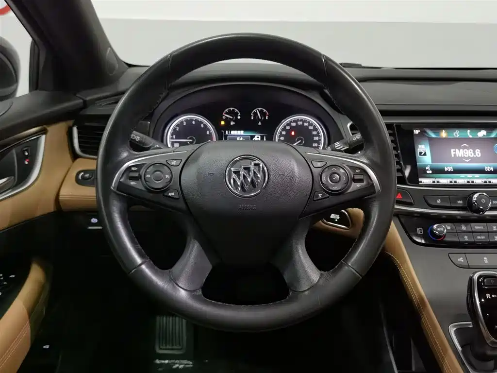 Buick LaCrosse 2018 28T Elite