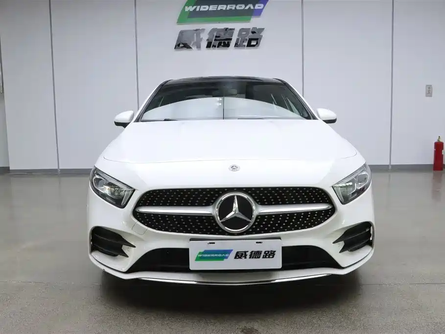Mercedes-Benz A-Class 2019 A 200 L Sedan