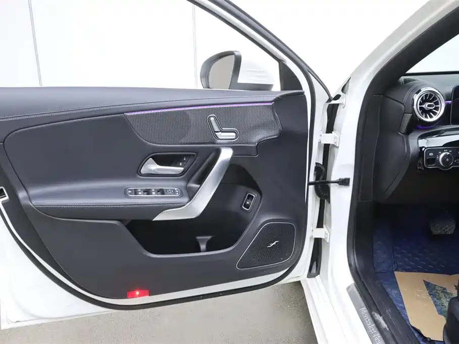 Mercedes-Benz A-Class 2019 A 200 L Sedan