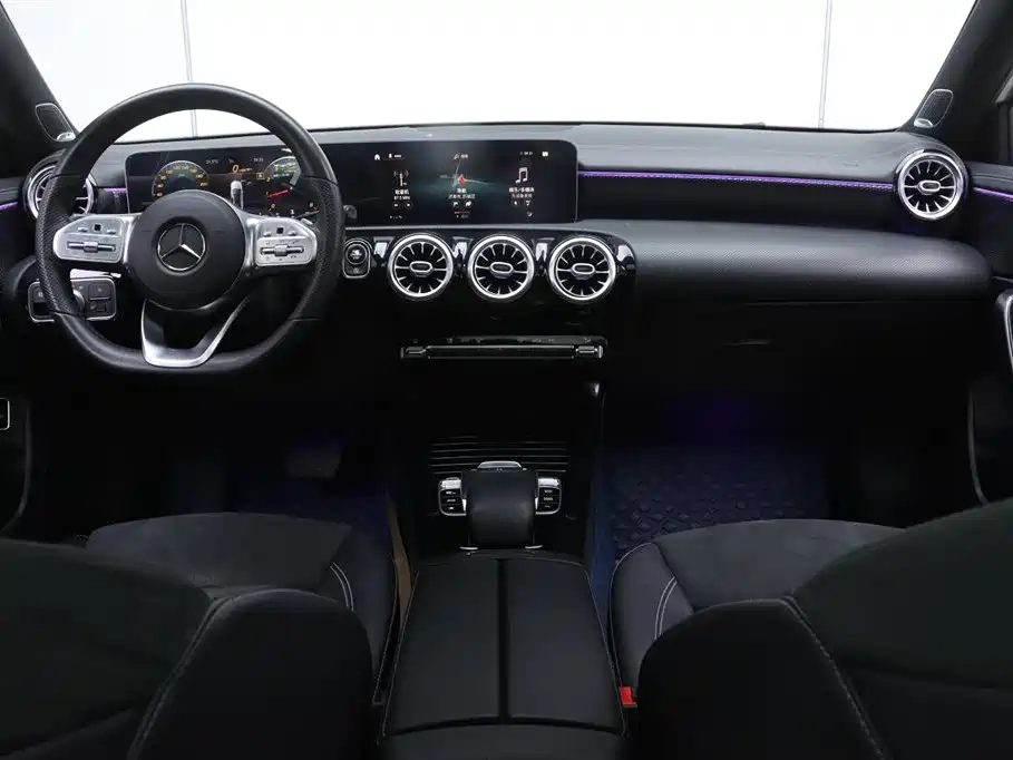 Mercedes-Benz A-Class 2019 A 200 L Sedan