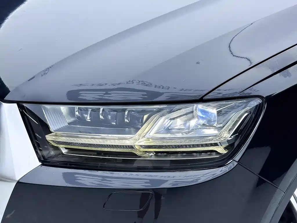 Audi Q7 2016 3.0T US Spec