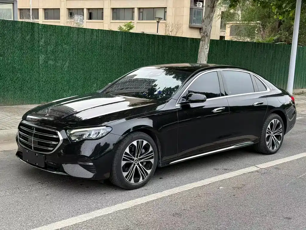 Mercedes-Benz E-Class NEV 2024 E 350 e L Plug-in Hybrid Sedan