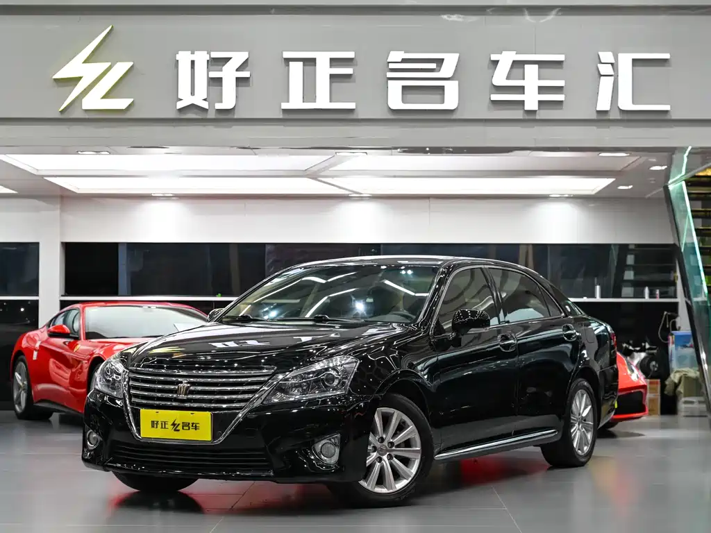 Toyota Crown 2012 2.5L Royal Leather Edition
