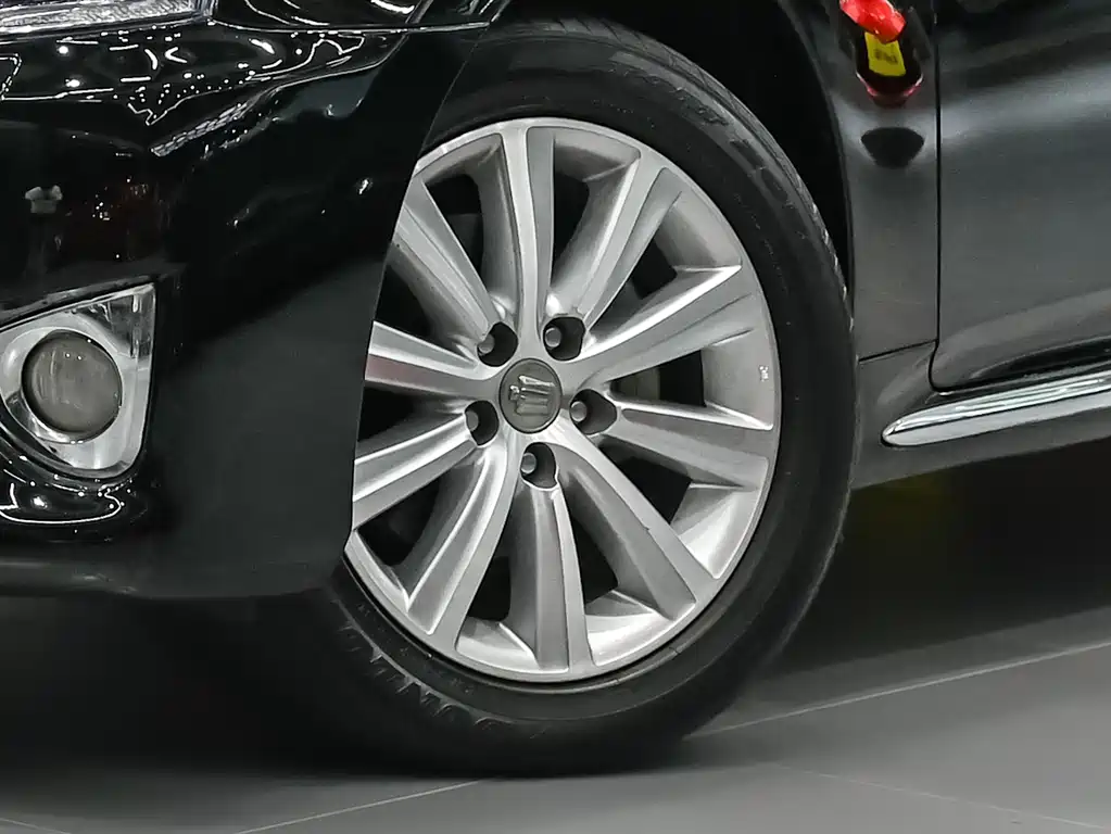 Toyota Crown 2012 2.5L Royal Leather Edition