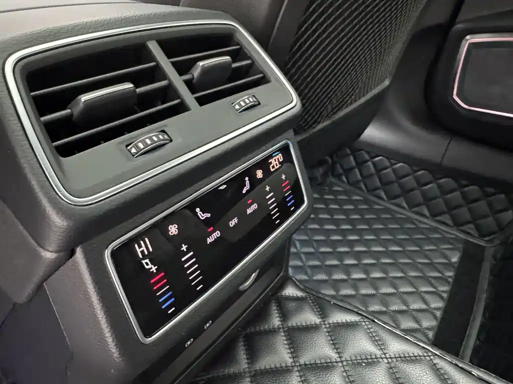 Audi A6L 2019 45 TFSI Dynamic Selection