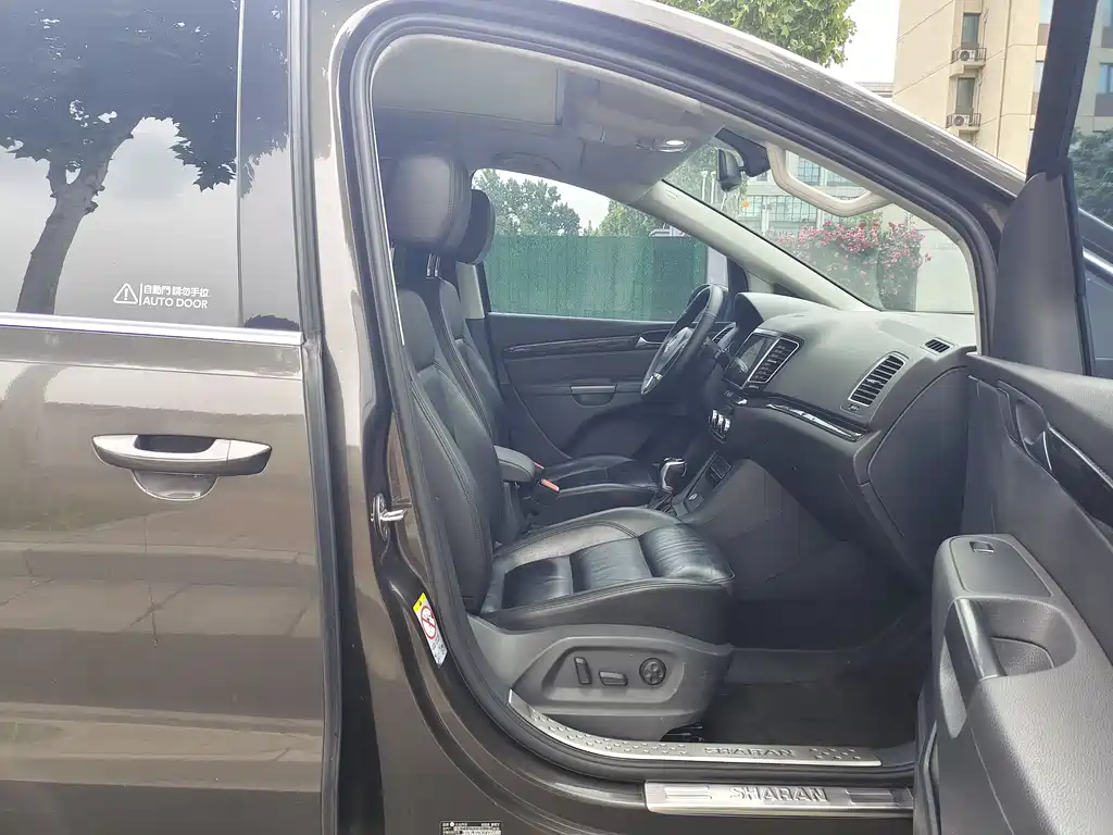 Volkswagen Sharan 2014 2.0TSI Luxury