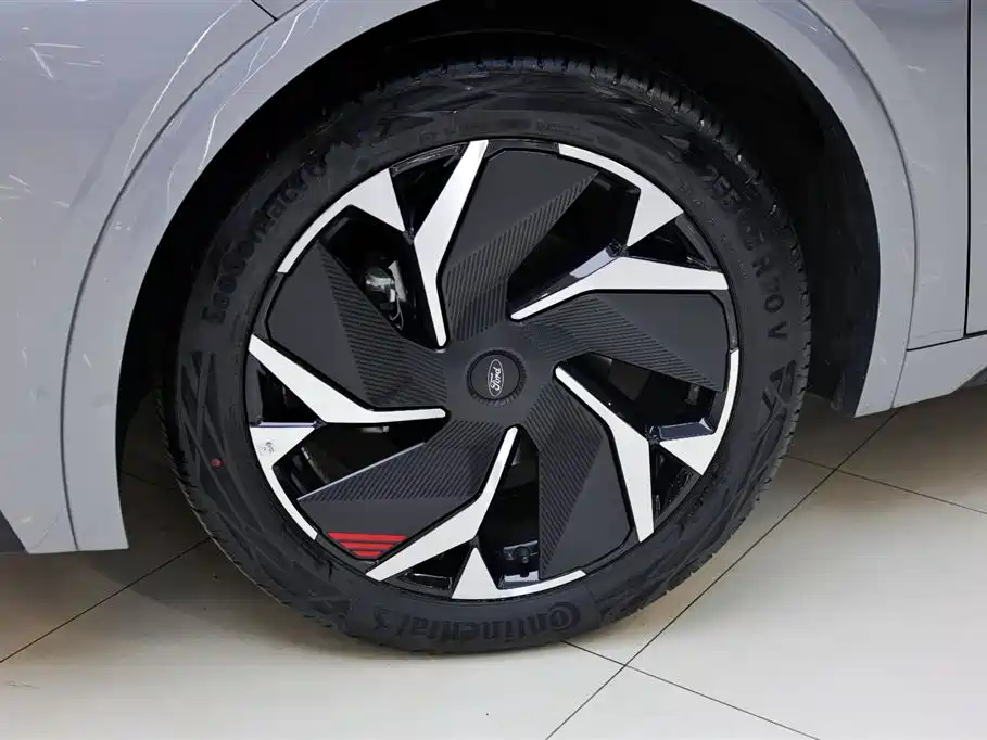 Ford Mondeo 2025 2.0T EcoBoost E-Hybrid Sport Edition ST-Line