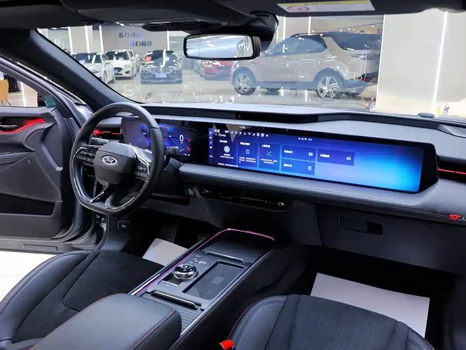 Ford Mondeo 2025 2.0T EcoBoost E-Hybrid Sport Edition ST-Line