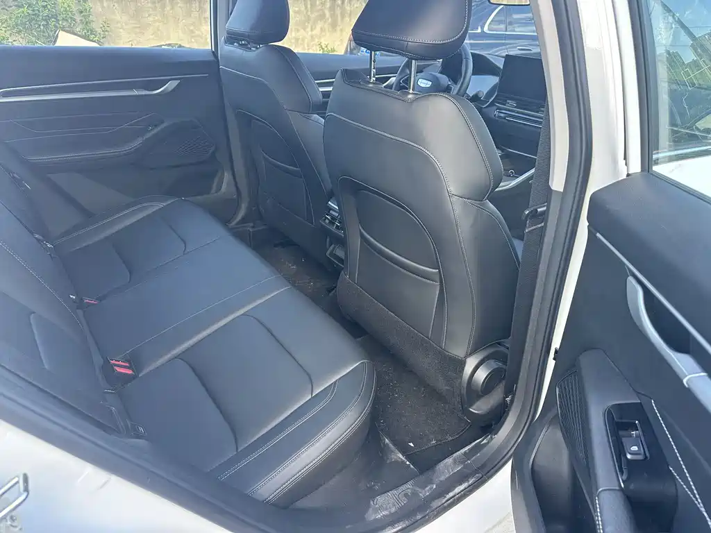 Geely Emgrand 2026 4 Million Anniversary Edition 1.5L CVT Superior