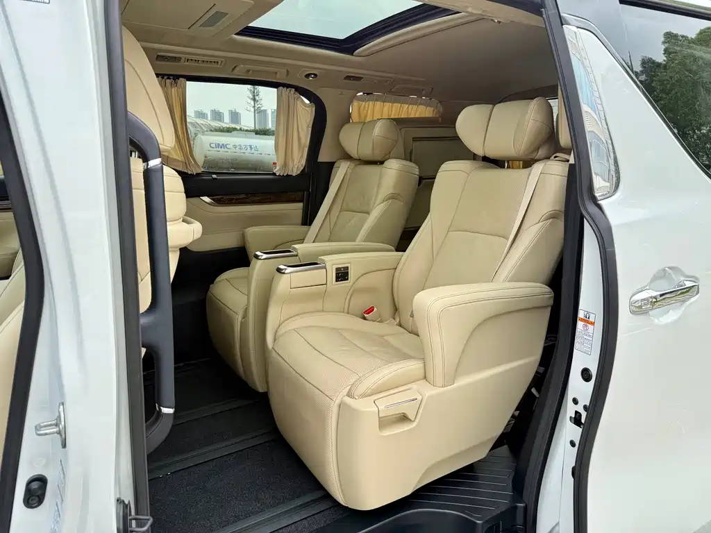 Alphard 2021 Hybrid 2.5L Luxury Edition