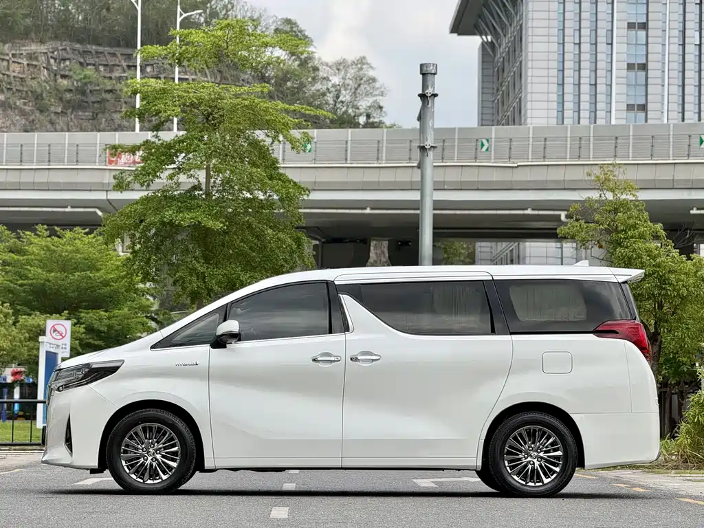 Alphard 2021 Hybrid 2.5L Luxury Edition