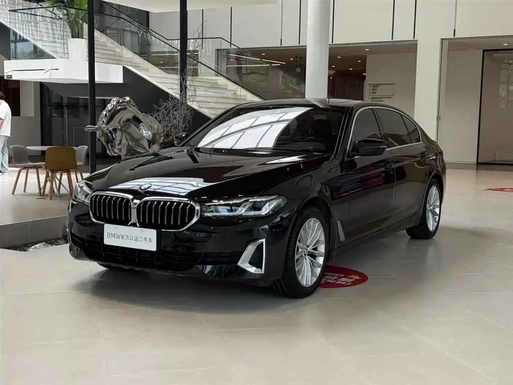 BMW 5 Series 2021 525Li Luxury Package