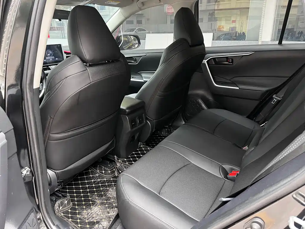 Wildlander 2022 Facelift 2.0L CVT FWD Leading Edition