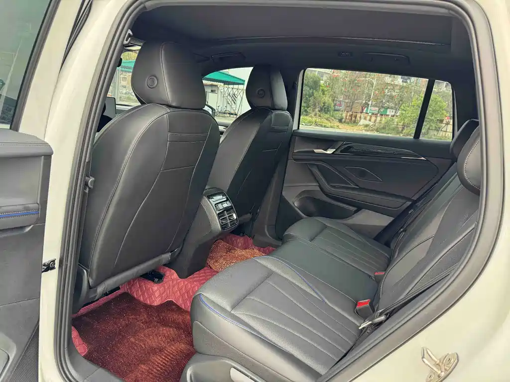 Volkswagen Tiguan L 2024 PRO 330TSI FWD Smart Lead Edition