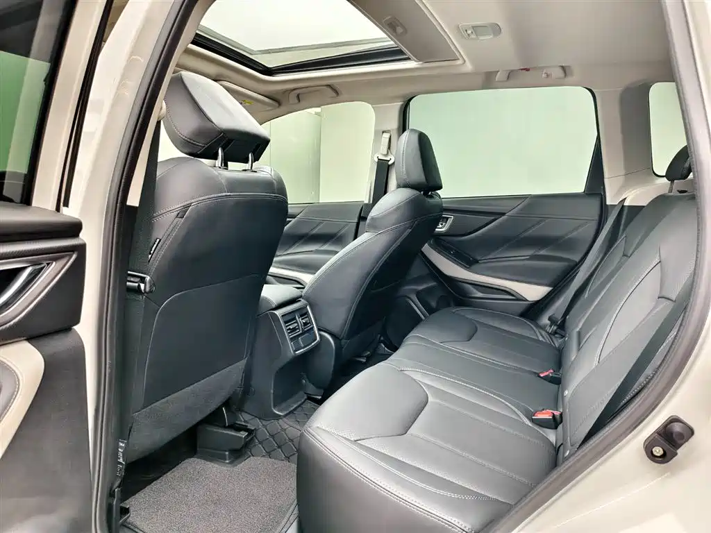 Subaru Forester 2024 2.5i AWD Premium Edition EyeSight