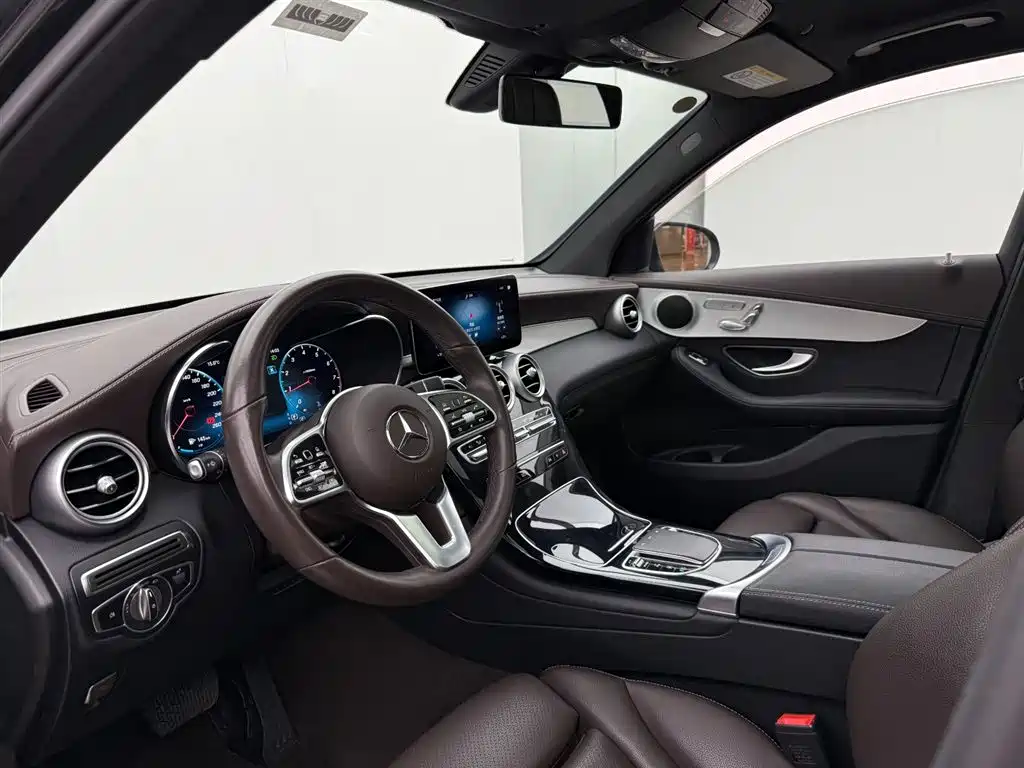 Mercedes-Benz GLC 260 L 4MATIC Dynamic Edition