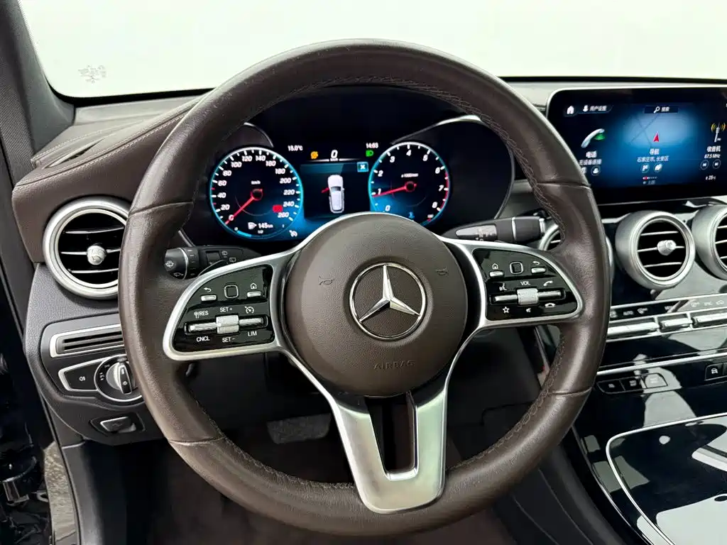 Mercedes-Benz GLC 260 L 4MATIC Dynamic Edition
