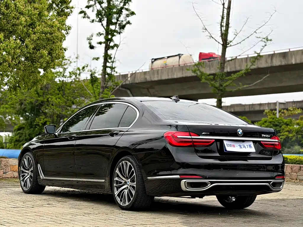 BMW 7 Series 2018 740Li xDrive Executive Edition Excellence Package