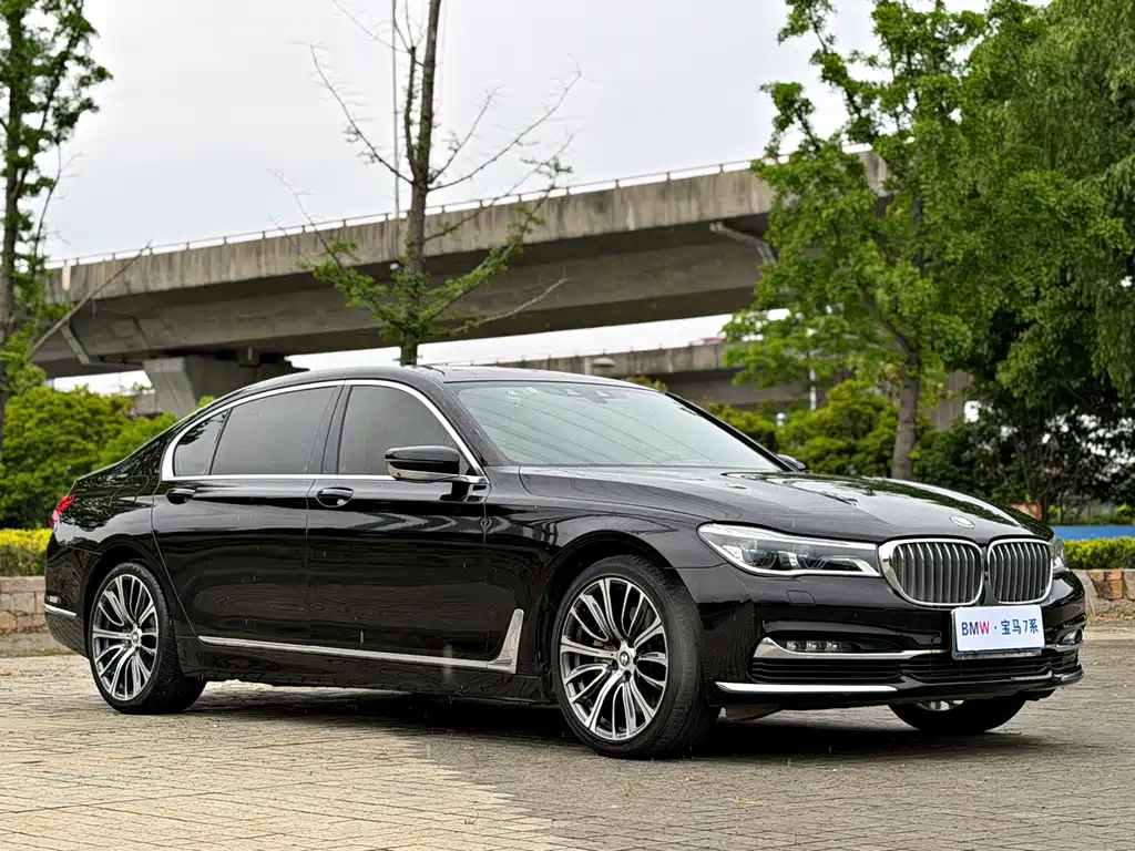BMW 7 Series 2018 740Li xDrive Executive Edition Excellence Package